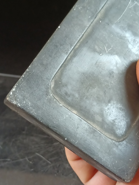 古玩雜項創匯時期細路精美刻花硯臺拍賣,當前價格99元