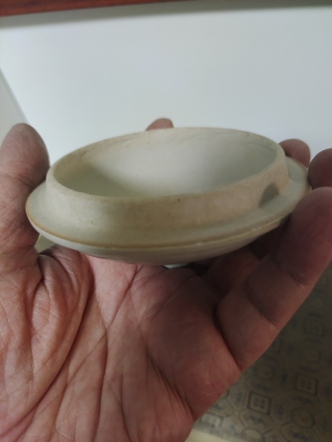 古玩陶瓷明代卵白釉豆拍賣,當前價格3800元