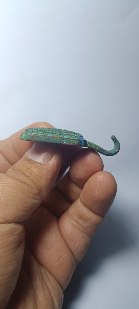 古玩銅器人物情境帶勾拍賣,當前價格580元