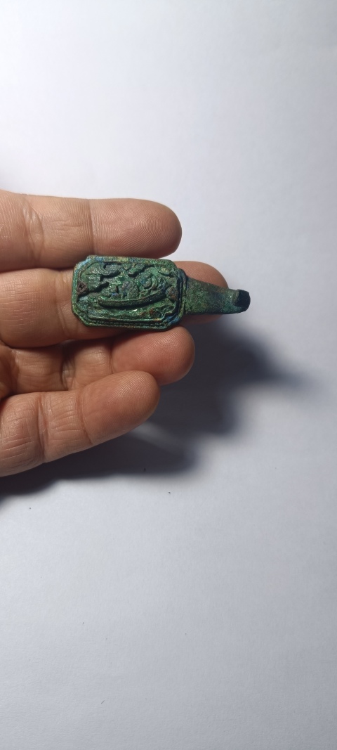 古玩銅器人物情境帶勾拍賣,當前價格580元