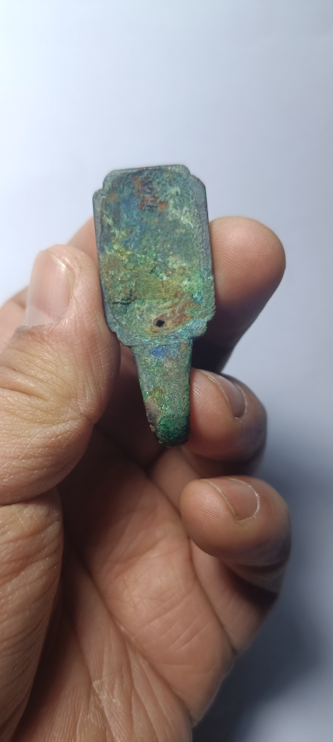 古玩銅器人物情境帶勾拍賣,當前價格580元