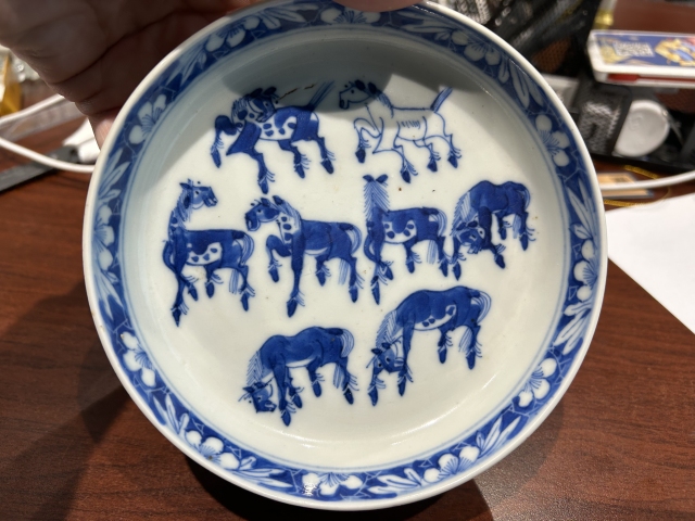 古玩陶瓷晚清青花八駿圖折腰洗拍賣,當前價格2980元