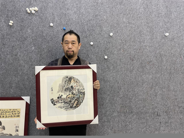 古玩字畫劉兆鴻老師精品斗方《人物》拍賣,當前價格1425元