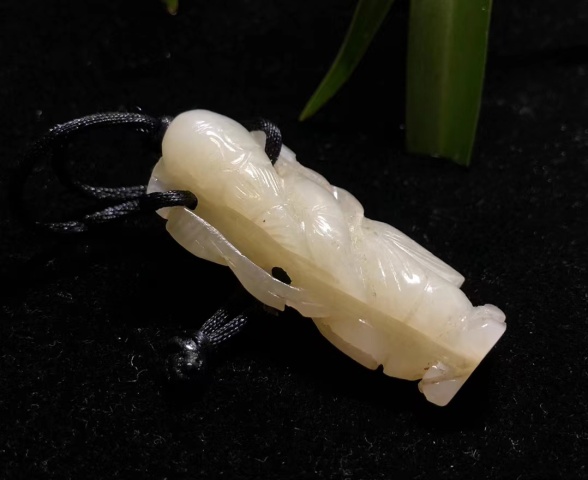古玩玉器(一口價放漏)明清和田白玉紅沁壽星拍賣,當前價格8000元