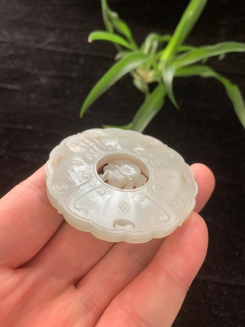 古玩玉器清代和田玉知足牌拍賣,當前價格15000元