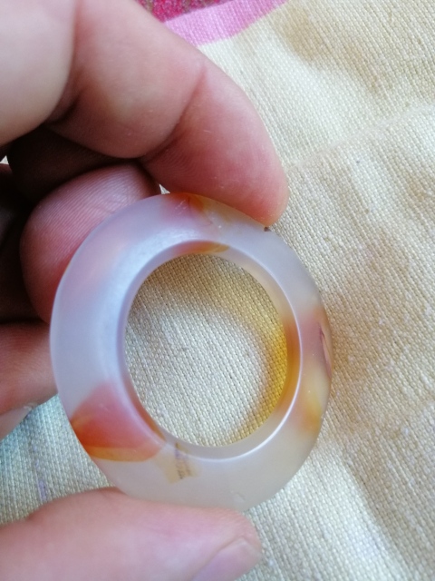 古玩玉器天然瑪瑙雕“素紋環”拍賣,當前價格1188元