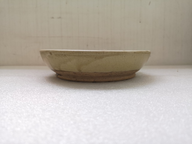 古玩陶瓷清代早期吉語紋褐彩盤拍賣，當前價格680元