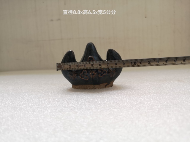 古玩陶瓷黑釉筆山拍賣，當(dāng)前價(jià)格680元