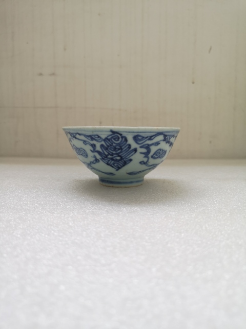 古玩陶瓷花卉紋青花碗拍賣,當前價格450元