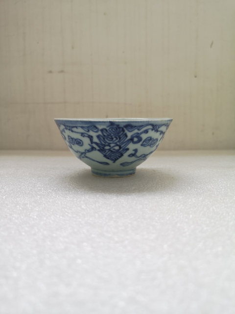 古玩陶瓷花卉紋青花碗拍賣,當前價格450元