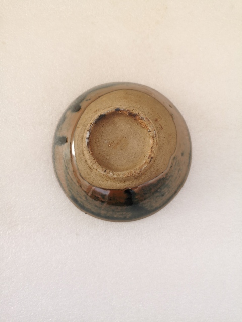 古玩陶瓷澀圈圈足小碗拍賣,當前價格298元