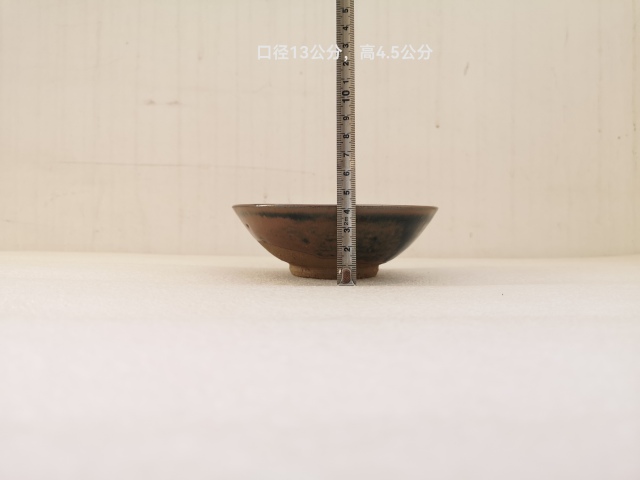 古玩陶瓷澀圈圈足小碗拍賣,當前價格298元