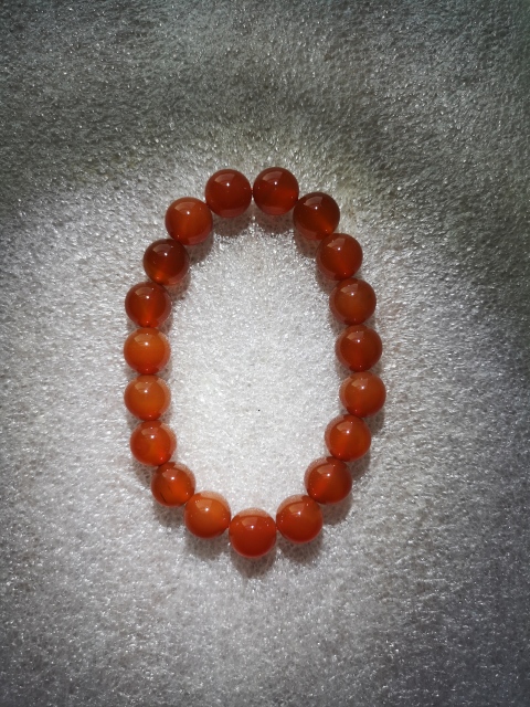 古玩玉器天然紅瑪瑙珠手串拍賣,當(dāng)前價格150元