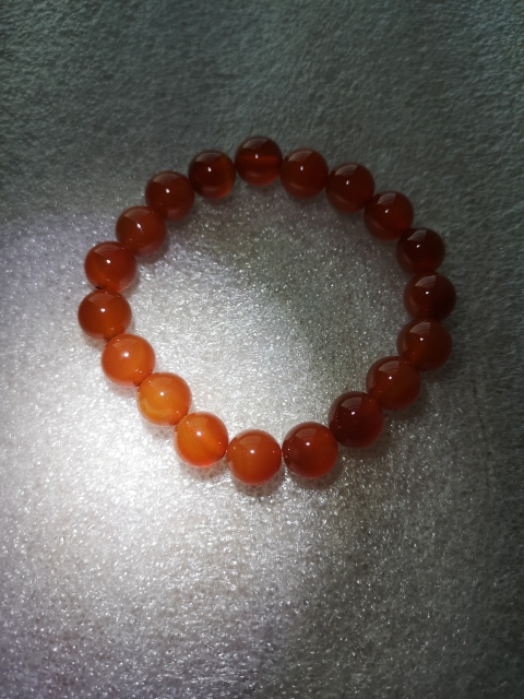 古玩玉器天然紅瑪瑙珠手串拍賣,當(dāng)前價格150元