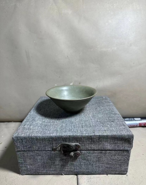 古玩陶瓷北宋耀州窯青釉盞拍賣,當(dāng)前價格15000元