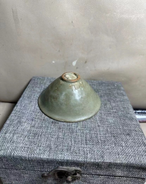 古玩陶瓷北宋耀州窯青釉盞拍賣,當(dāng)前價格15000元