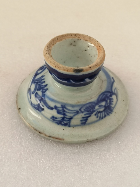 古玩陶瓷花卉紋青花高足盤拍賣,當前價格450元