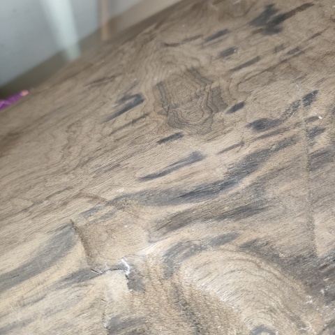 古玩雜項老料,青煙裊裊紋楠木陰沉木拍賣,當前價格38888元