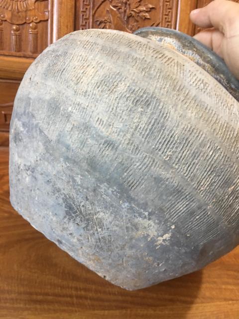 古玩陶瓷漢代刻劃大陶罐拍賣,當前價格1888元