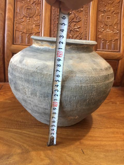 古玩陶瓷漢代刻劃大陶罐拍賣,當前價格1888元