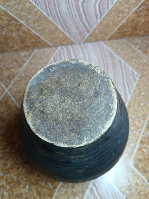 古玩陶瓷明～磁州窯黑釉弦紋罐拍賣，當前價格11元