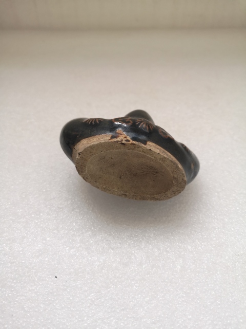 古玩陶瓷黑釉筆山拍賣，當(dāng)前價(jià)格680元