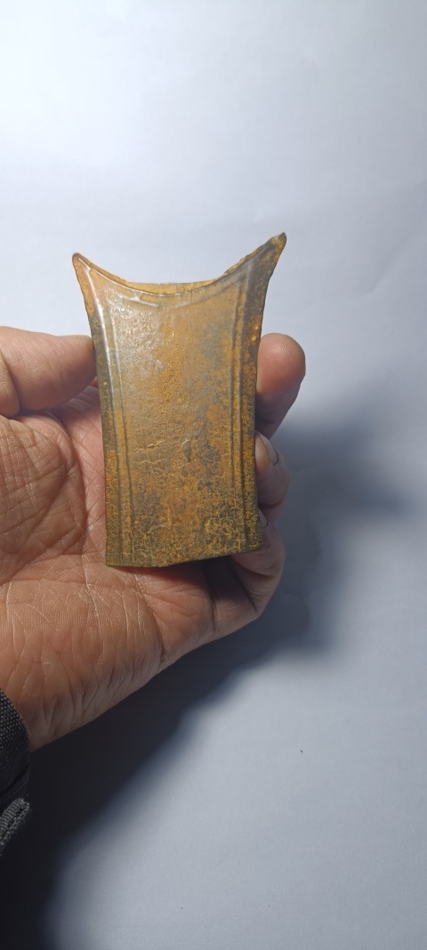 古玩銅器商鉞之內殘片拍賣,當前價格350元
