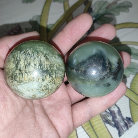 古玩玉器岫玉雕圓球形器拍賣,當前價格260元