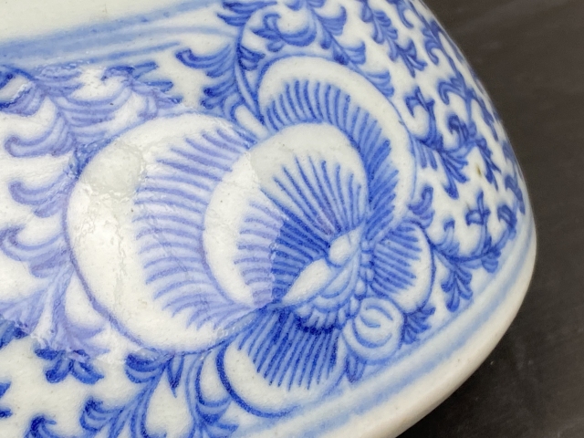 古玩陶瓷花卉紋青花研缽拍賣，當前價格3888元