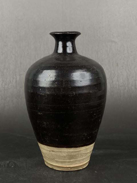 古玩陶瓷黑釉梅瓶拍賣,當前價格3888元