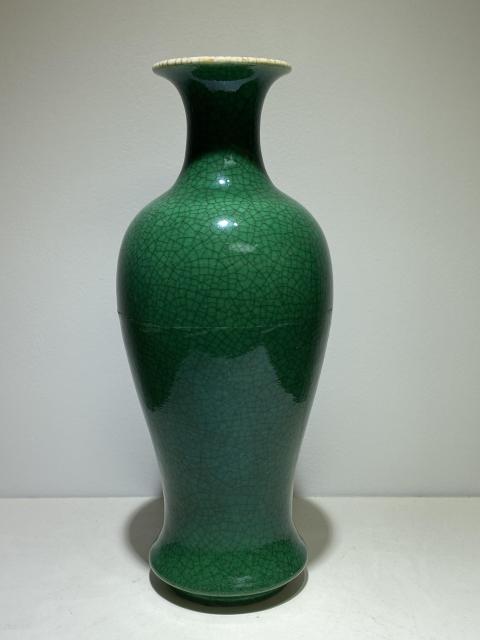 古玩陶瓷道光綠哥釉觀音瓶拍賣，當前價格5888元