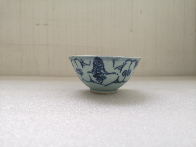 古玩陶瓷清代道光花卉紋青花碗拍賣,當前價格750元