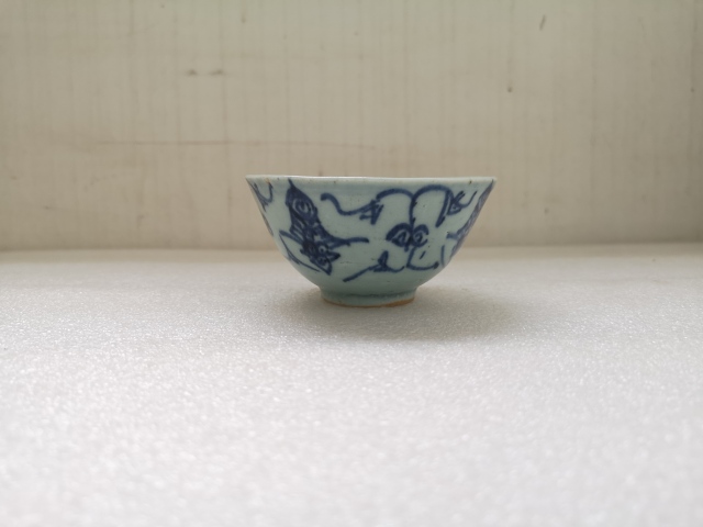 古玩陶瓷清代道光花卉紋青花碗拍賣,當前價格750元