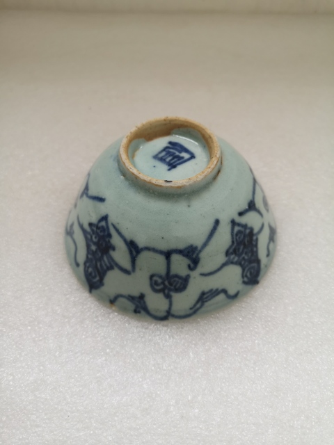 古玩陶瓷清代道光花卉紋青花碗拍賣,當前價格750元