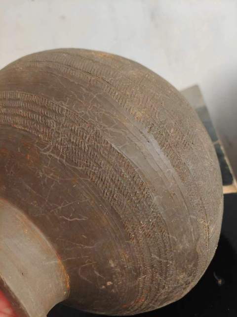 古玩陶瓷館藏級精品灰陶繩紋印章款漢壺拍賣,當前價格2980元
