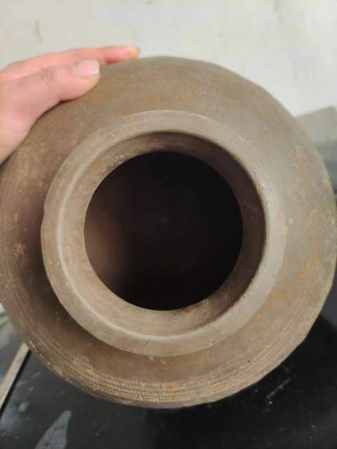 古玩陶瓷館藏級精品灰陶繩紋印章款漢壺拍賣,當前價格2980元