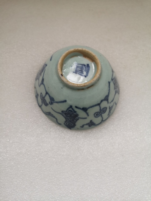 古玩陶瓷清代道光花卉紋青花碗拍賣,當前價格750元