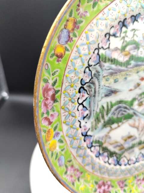 古玩陶瓷咸豐五彩山水人物紋折腰盤拍賣,當前價格1500元