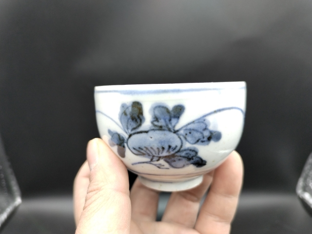 古玩陶瓷青花花卉紋蓮子碗拍賣，當前價格850元