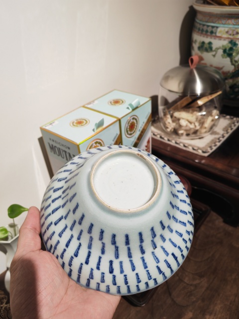 古玩陶瓷青花梵字紋束腰碗拍賣(mài)，當(dāng)前價(jià)格2000元