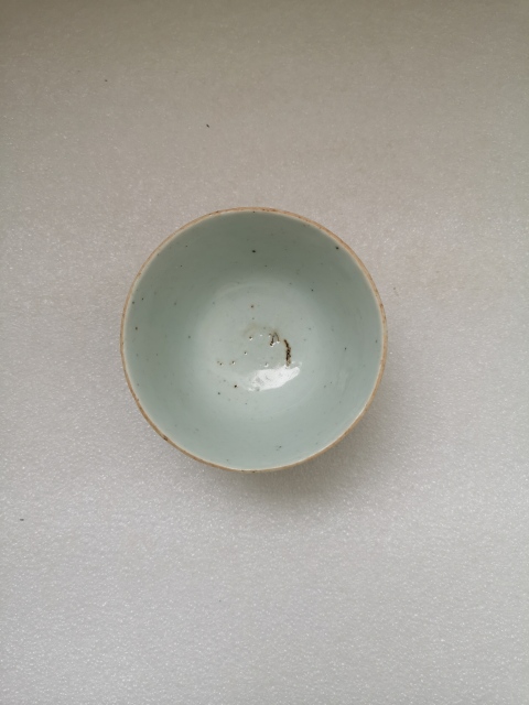 古玩陶瓷清中期豆青釉杯拍賣，當前價格550元