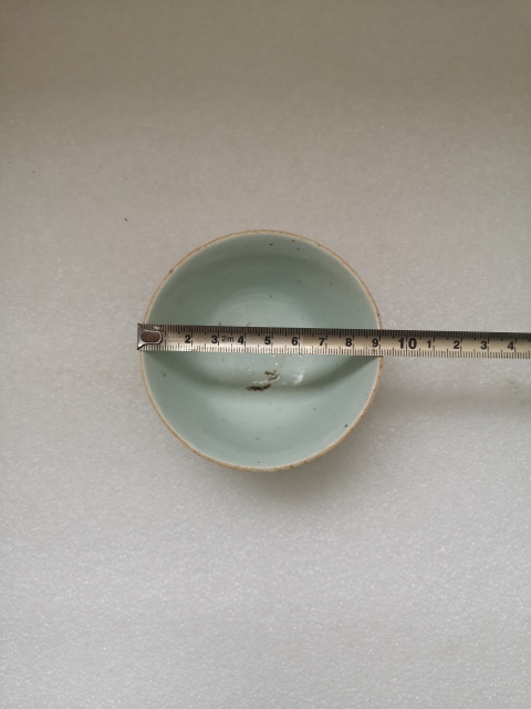 古玩陶瓷清中期豆青釉杯拍賣，當前價格550元