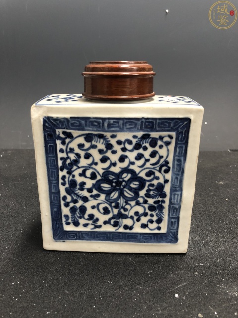 古玩陶瓷道光青花纏枝花卉四方茶葉蓋罐拍賣，當(dāng)前價(jià)格4800元