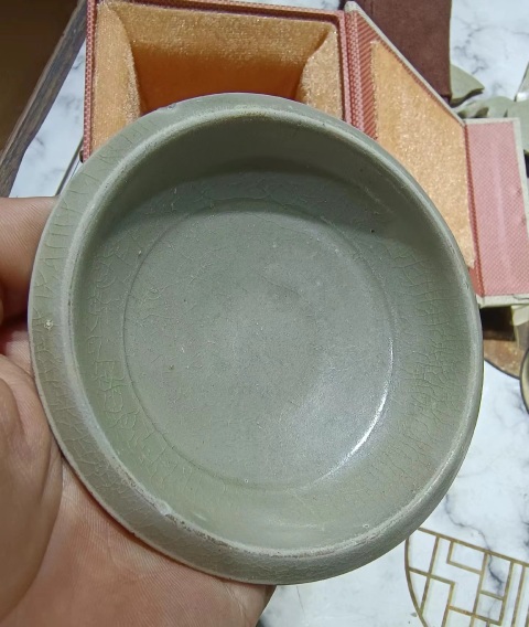 古玩陶瓷館藏級(jí)珍品五代十國(guó)青釉折沿洗拍賣，當(dāng)前價(jià)格5980元