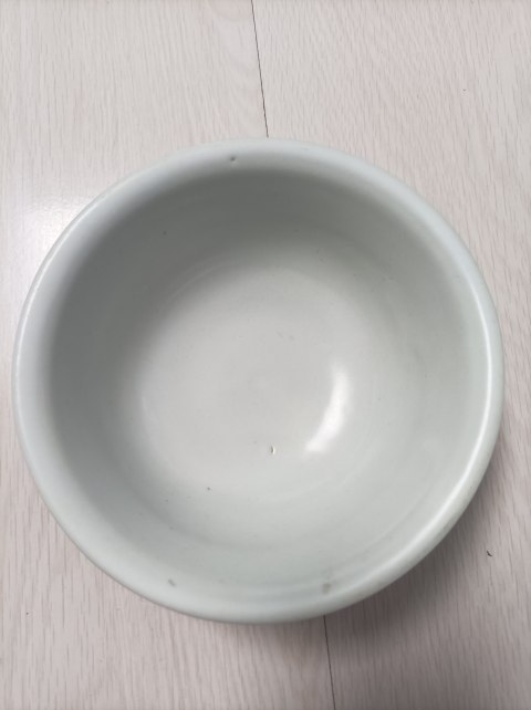 古玩陶瓷明代永宣甜白釉福字宮式碗拍賣,當(dāng)前價格9000元