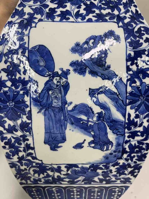 古玩陶瓷青花開光人物故事紋四方瓶拍賣，當前價格88888元