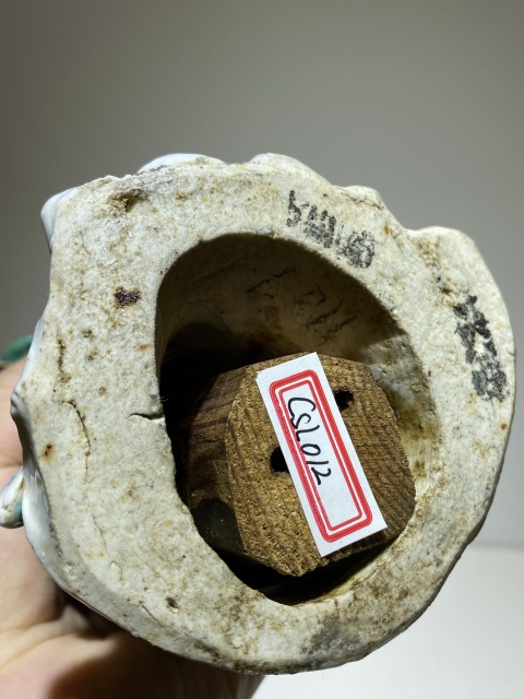 古玩陶瓷粉彩人物瓷塑拍賣，當前價格3888元