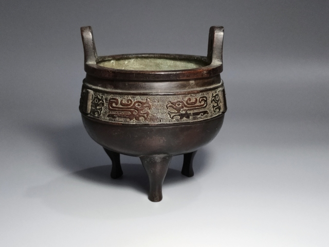 古玩銅器清代鼎式爐【附保真卡】拍賣,當前價格15000元