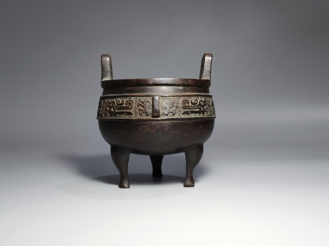 古玩銅器清代鼎式爐【附保真卡】拍賣,當前價格15000元