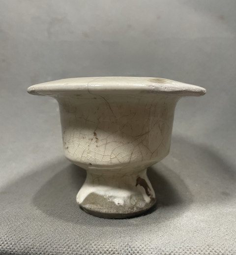 古玩陶瓷宋金?白釉點彩行爐拍賣,當前價格1966元
